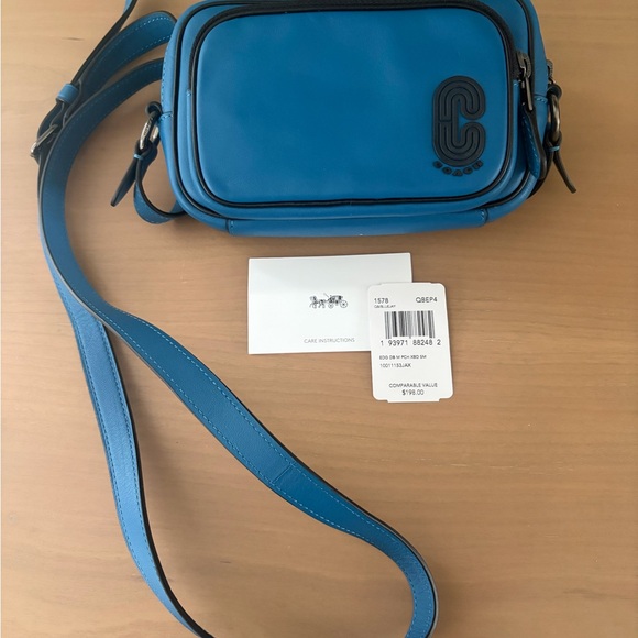 Coach Bag in Blue - Picture 2 of 8